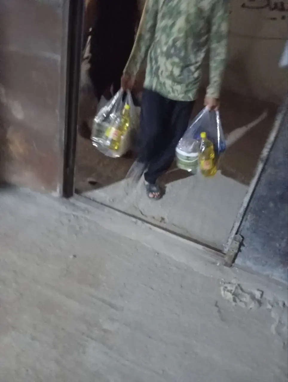 عکس ۲۸
