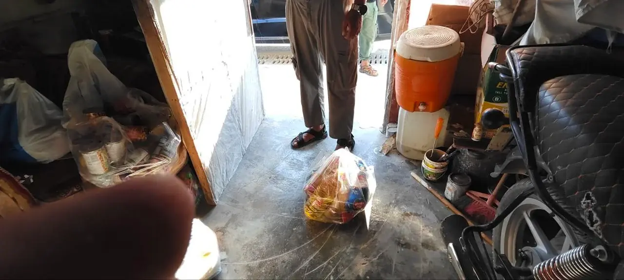 عکس ۱۲