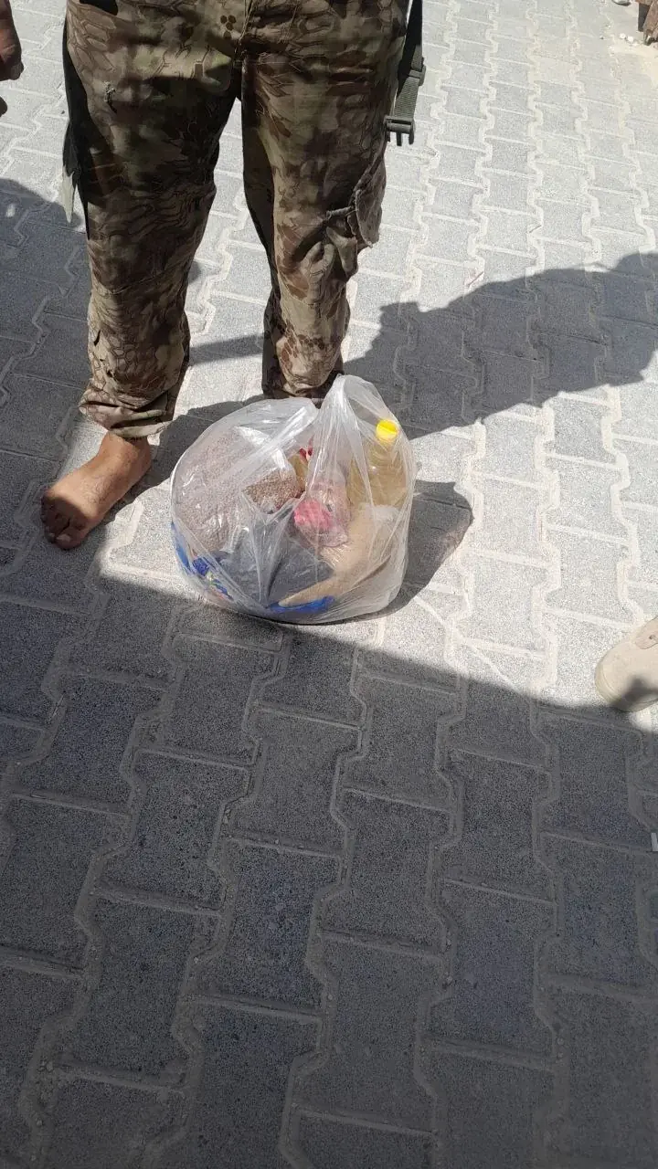 عکس ۷۶