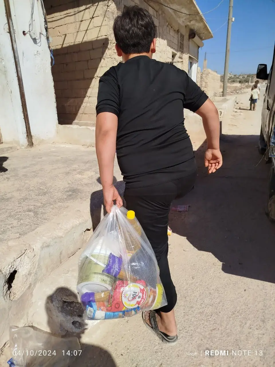 عکس ۱۶