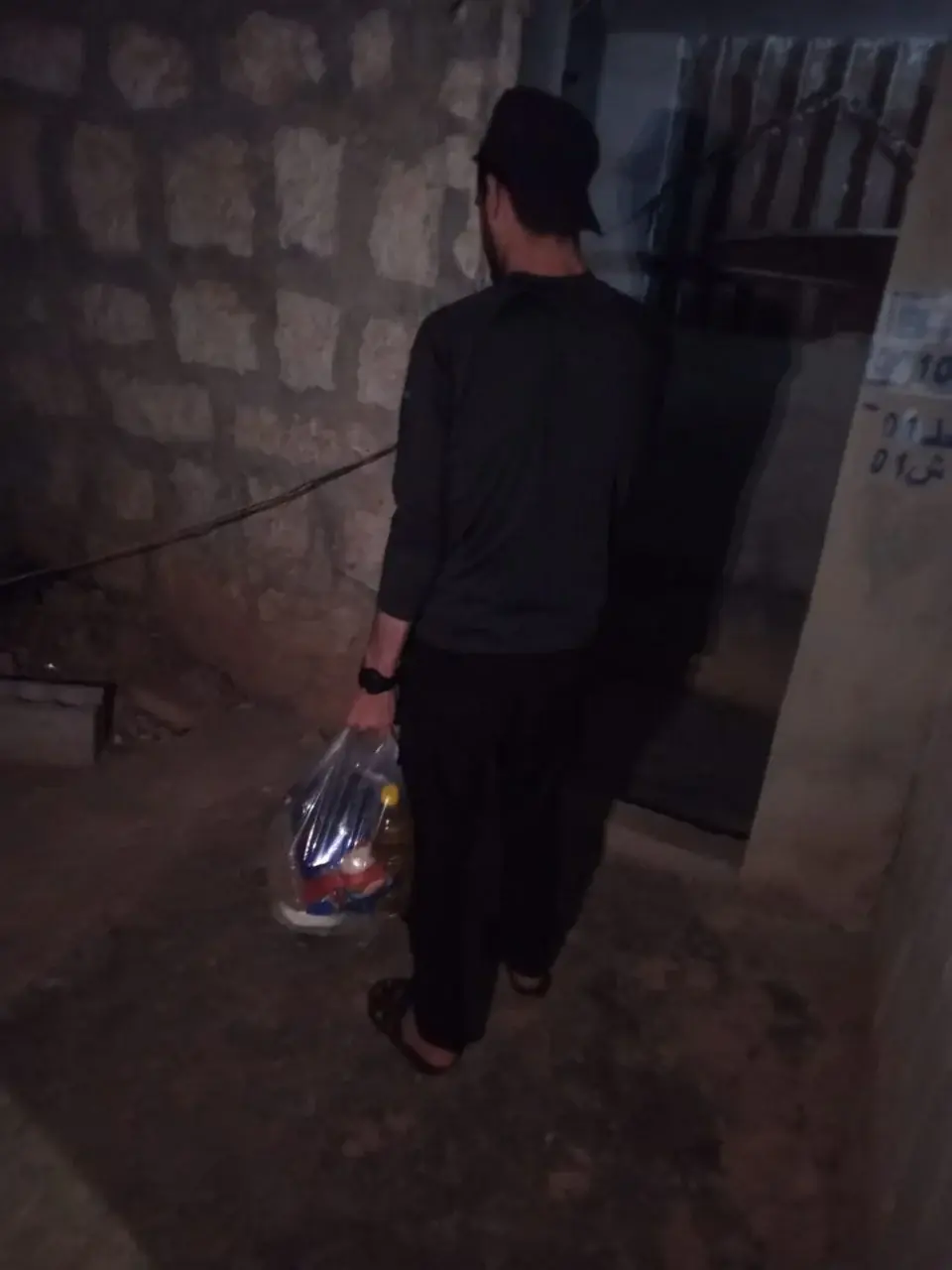 عکس ۳۳