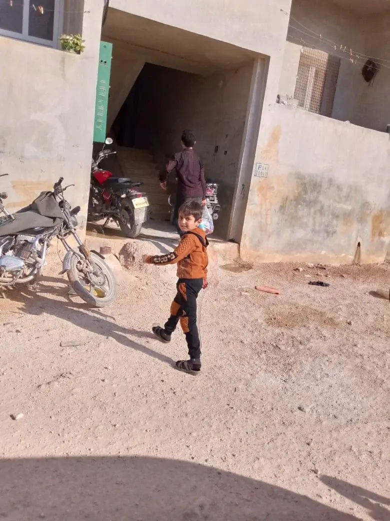 عکس ۱۲۴