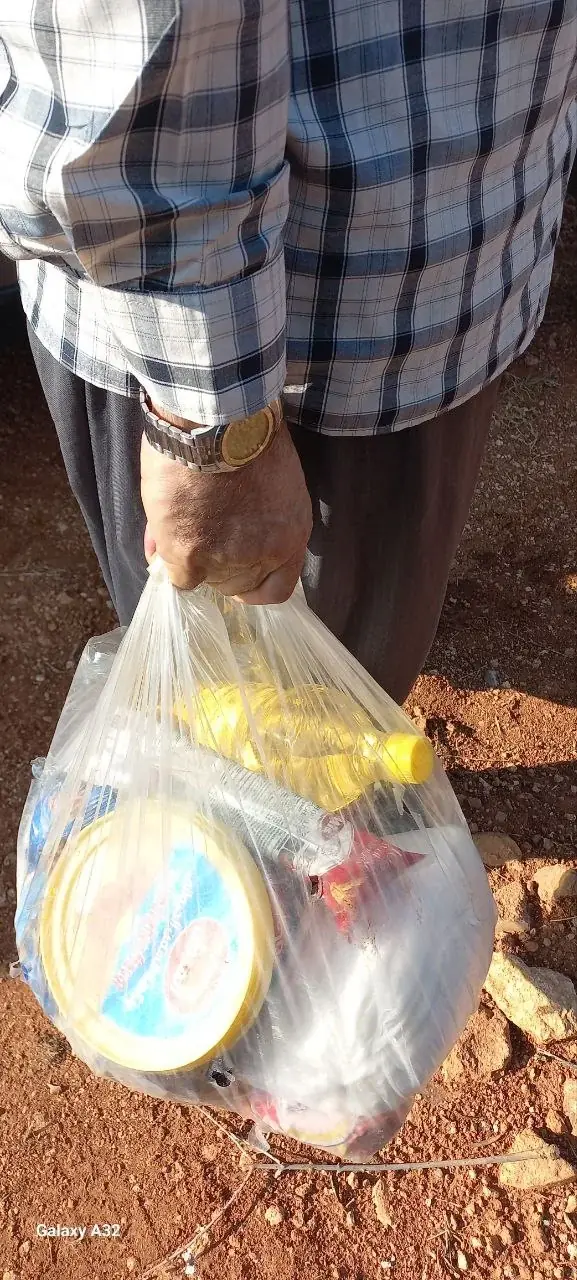 عکس ۱۷