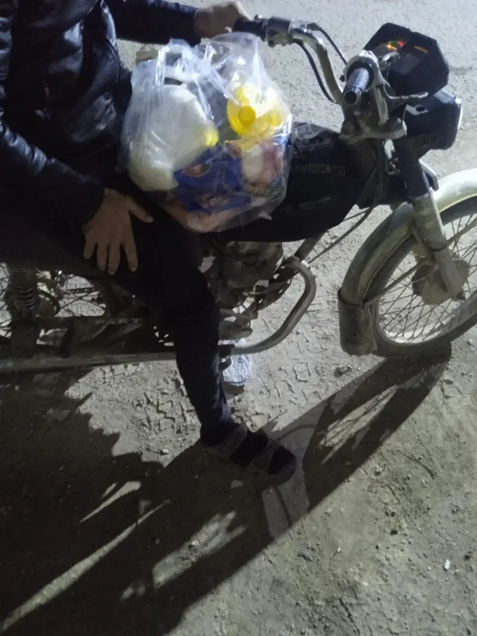 عکس ۱۴