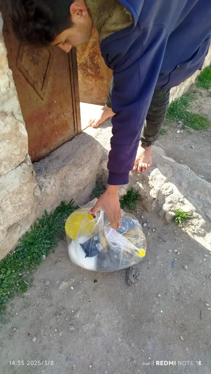 عکس ۳۳