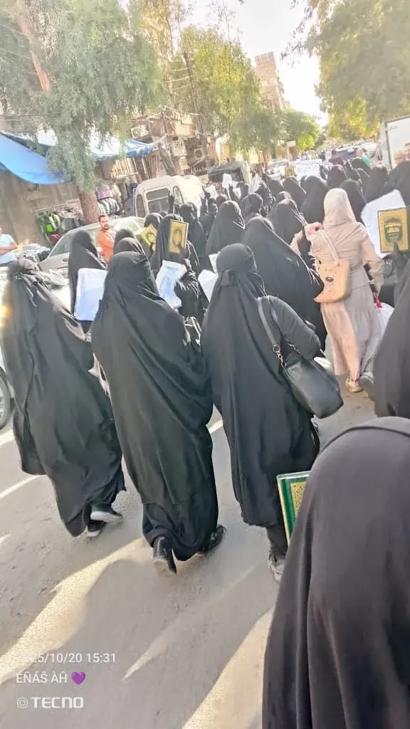 عکس ۱۶
