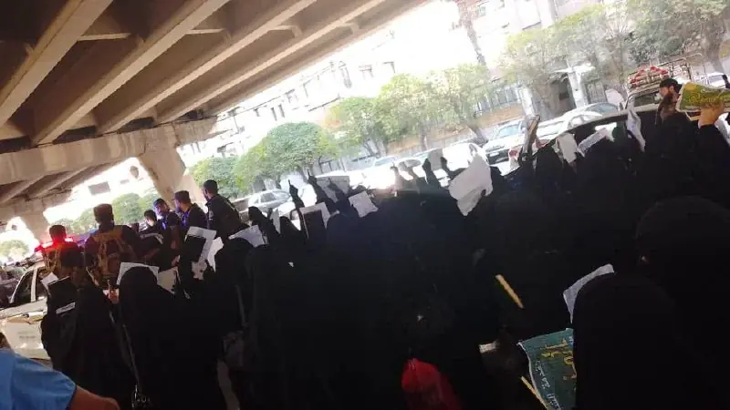 عکس ۲۱