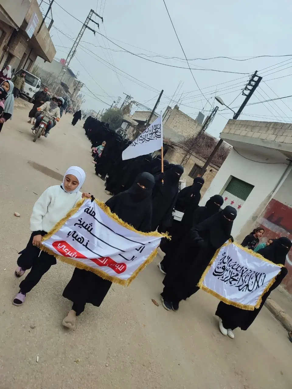 عکس ۳