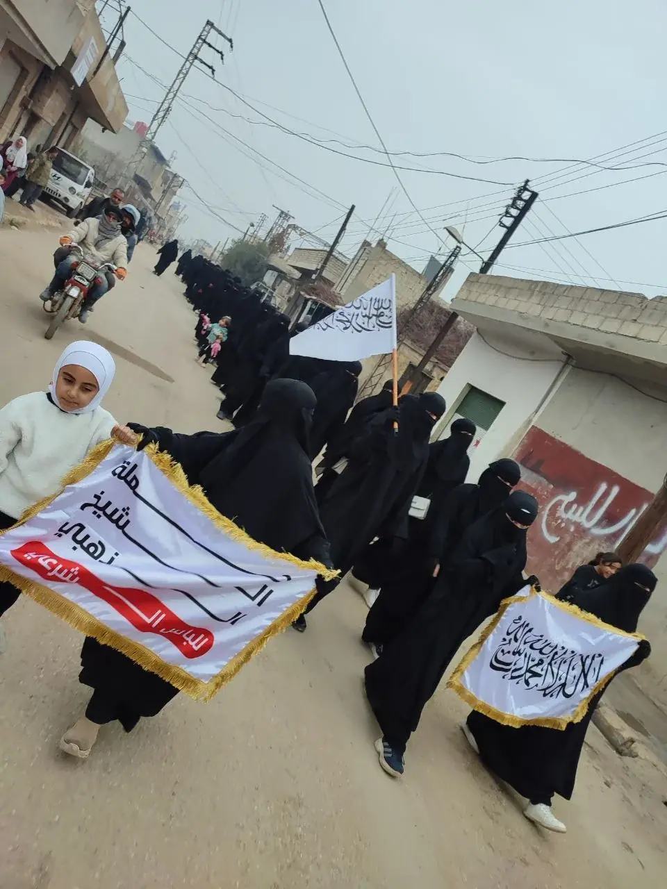 عکس ۴