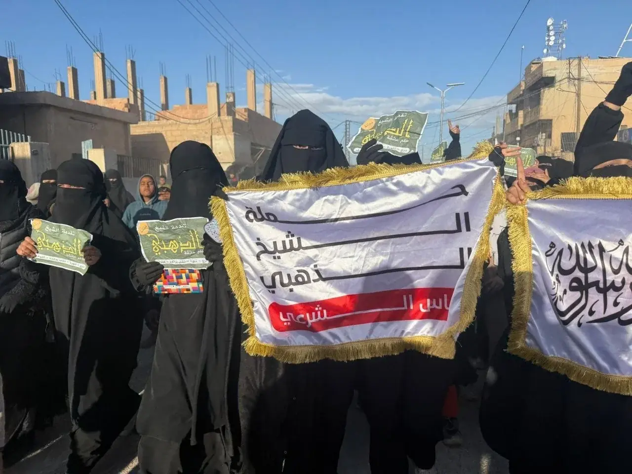 عکس ۳