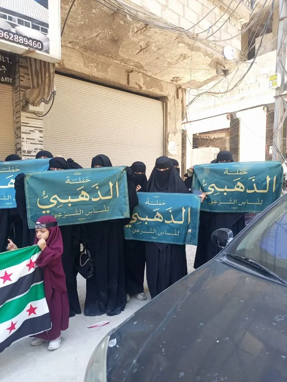 عکس ۴